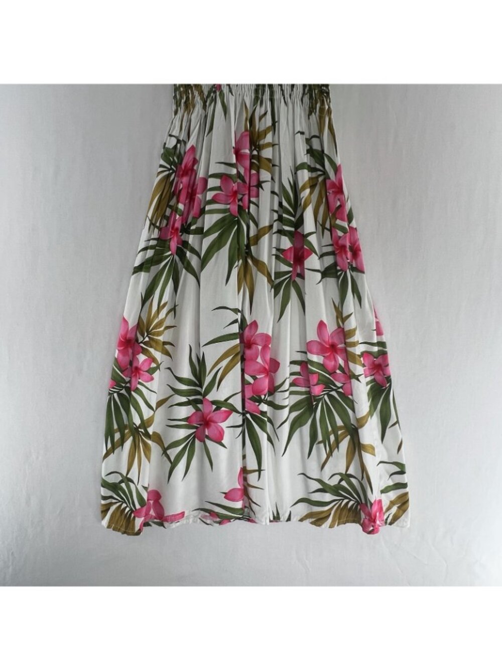 Royal Hawaiian Creations Smocked Sundress Womens S Rayon Plumeria Floral White - Picture 4 of 11
